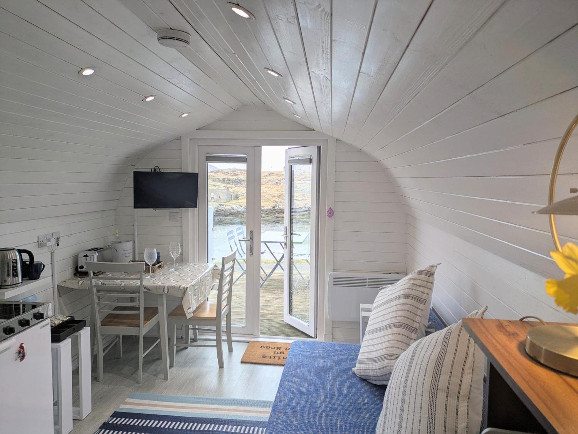 Glamping Pod For 2 Pod Beag Na Haun Eriskay Vila Exterior foto