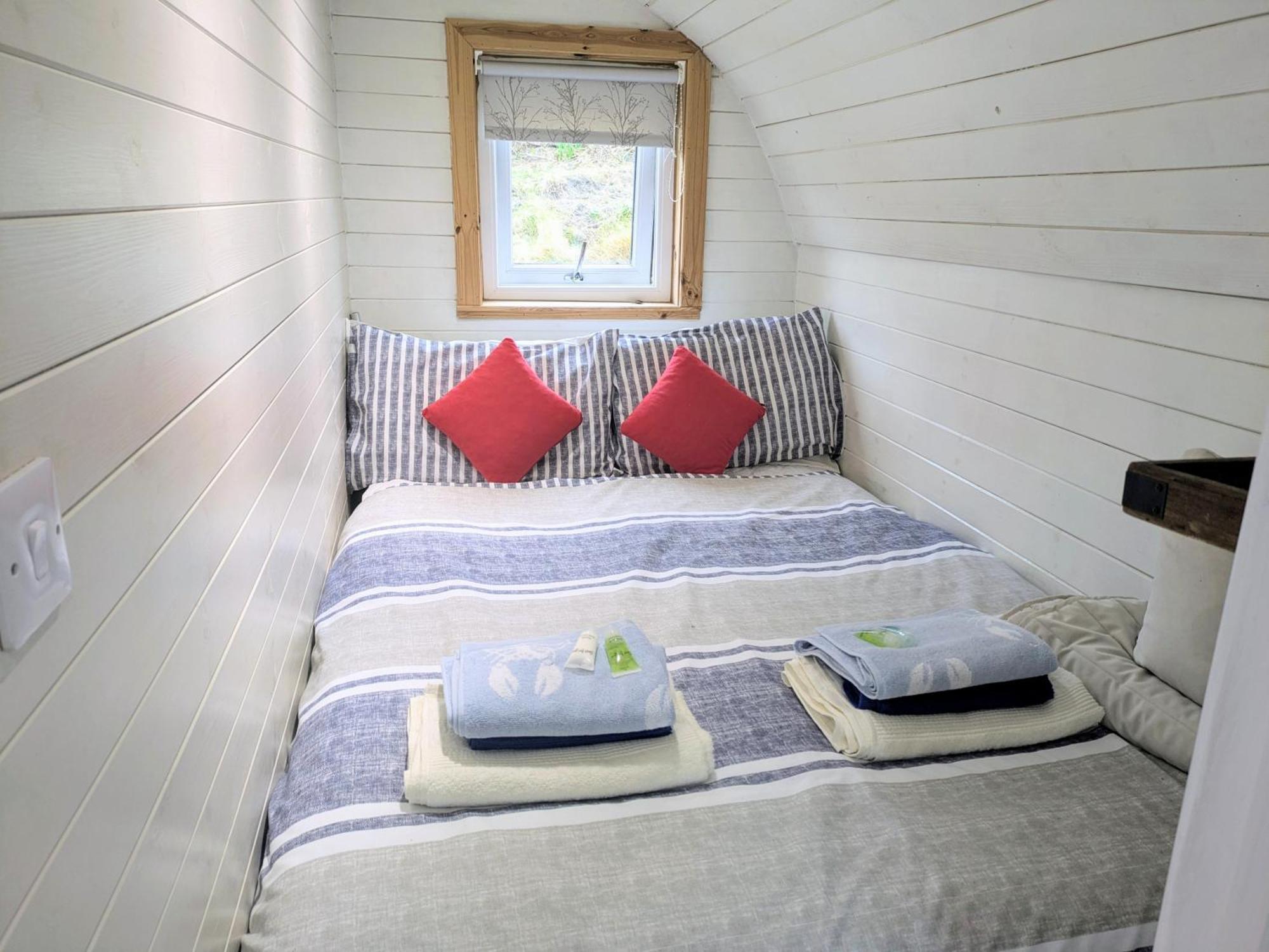 Glamping Pod For 2 Pod Beag Na Haun Eriskay Vila Exterior foto