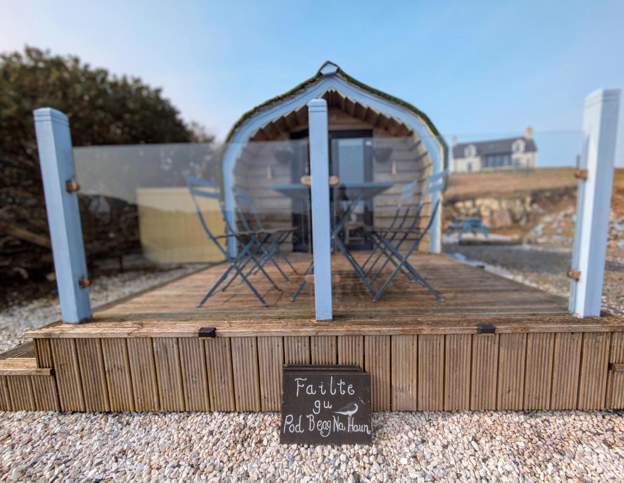 Glamping Pod For 2 Pod Beag Na Haun Eriskay Vila Exterior foto
