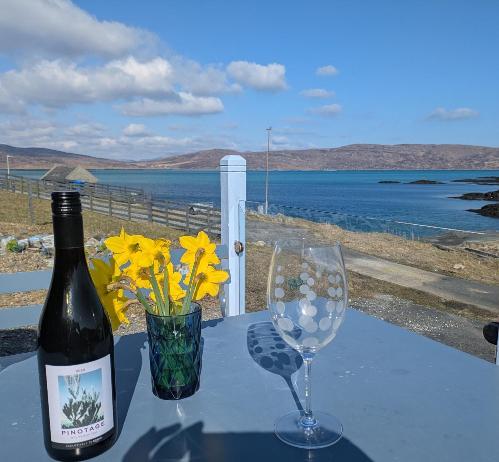 Glamping Pod For 2 Pod Beag Na Haun Eriskay Vila Exterior foto